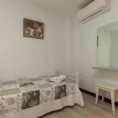 Park Santiago Ii 85 - Two Bed شقة