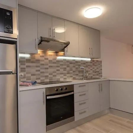 Park Santiago Ii 85 - Two Bed Apartment *